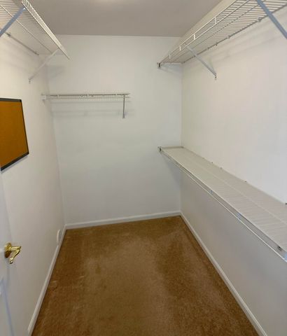 9814 Wildwood Court 1c, Highland, IN 46322