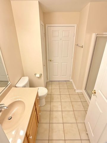 9814 Wildwood Court 1c, Highland, IN 46322