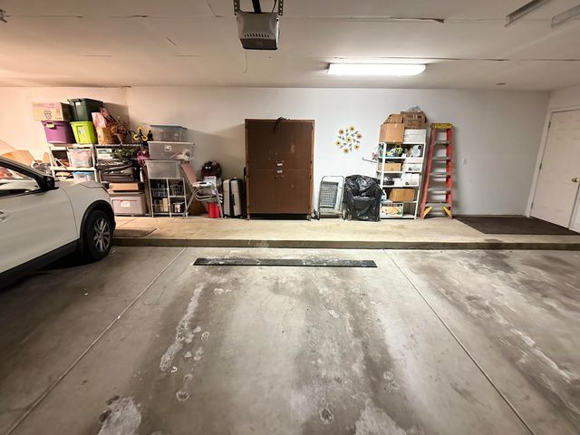 9814 Wildwood Court 1c, Highland, IN 46322