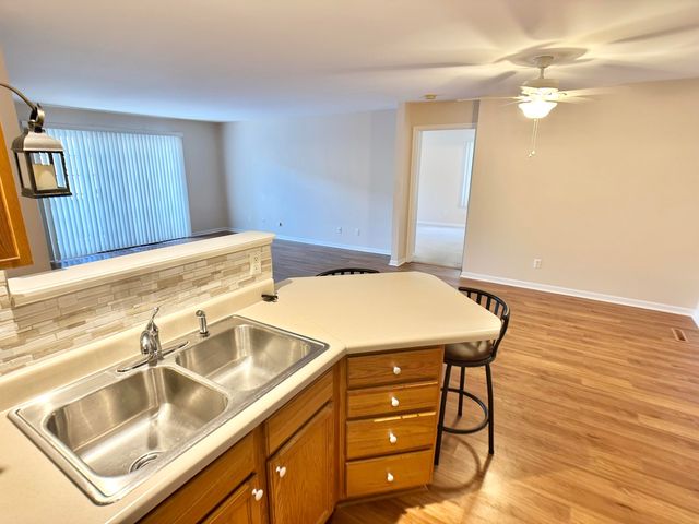 9814 Wildwood Court 1c, Highland, IN 46322