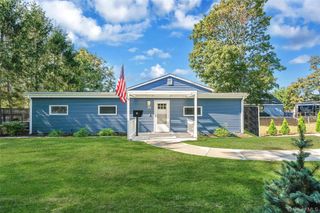 14 E 3rd Street, Patchogue, NY 11772