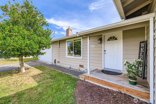 6410 58th Street NE, Marysville, WA 98270