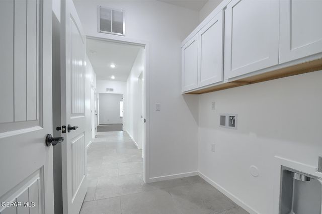 13872 CAROLINA PONCE Avenue, Horizon City, TX 79928