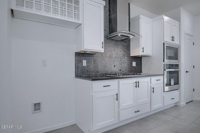 13872 CAROLINA PONCE Avenue, Horizon City, TX 79928