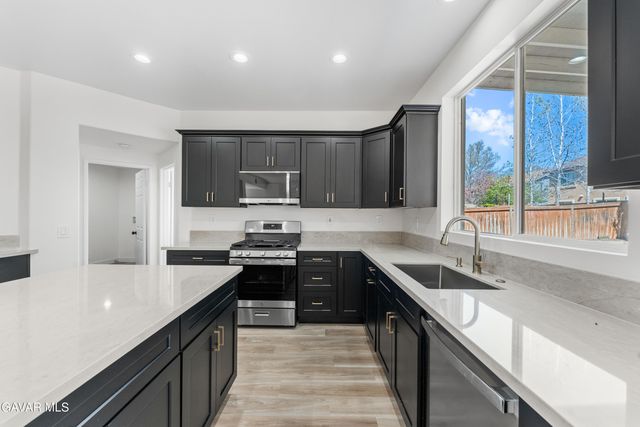 38718 Sienna Court, Palmdale, CA 93550