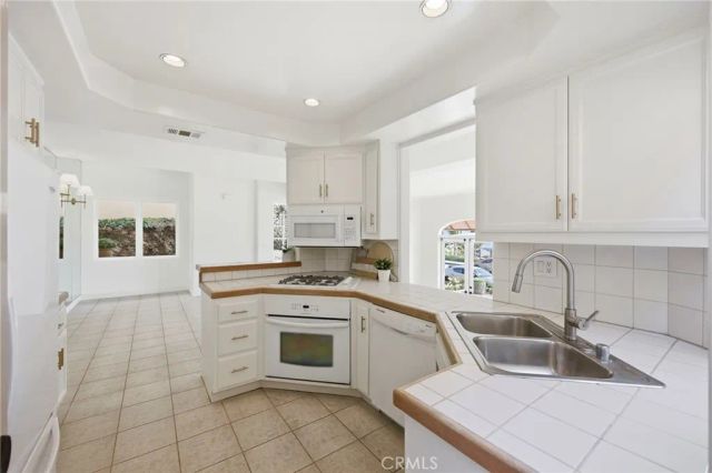 2614 Ocean Blvd B, Corona Del Mar, CA 92625