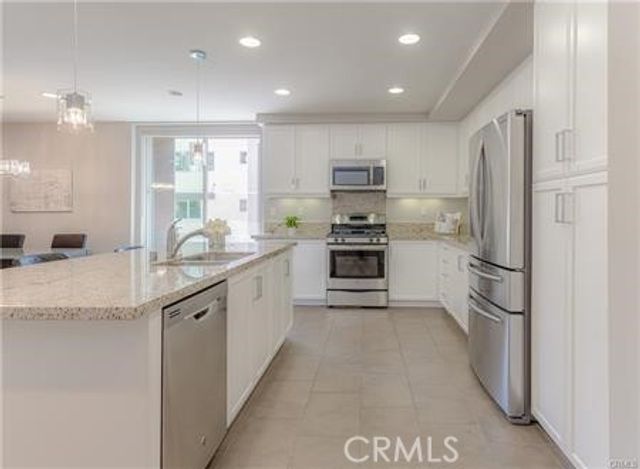 37 Waldorf, Irvine, CA 92612