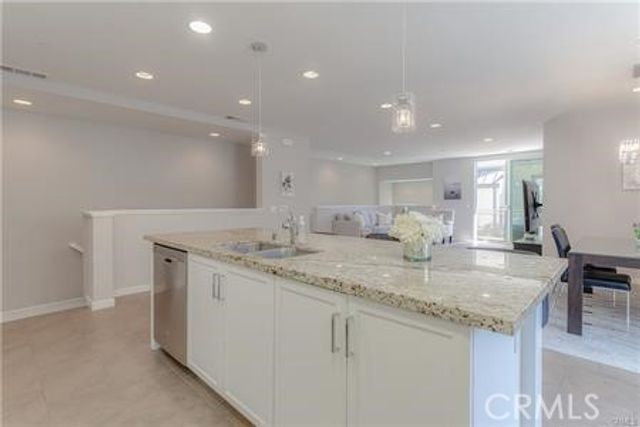 37 Waldorf, Irvine, CA 92612