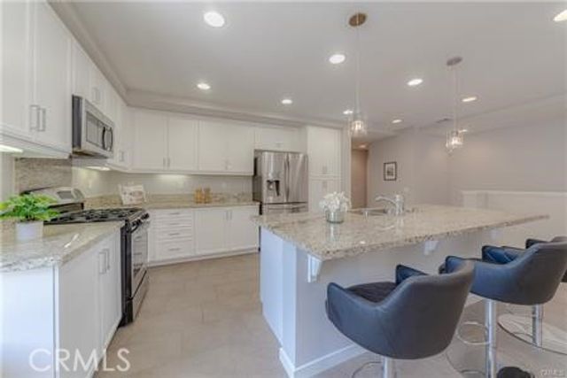 37 Waldorf, Irvine, CA 92612