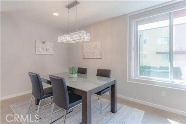 37 Waldorf, Irvine, CA 92612