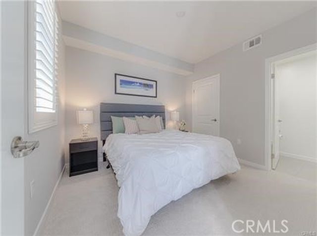 37 Waldorf, Irvine, CA 92612