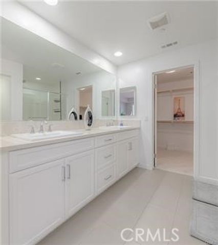 37 Waldorf, Irvine, CA 92612