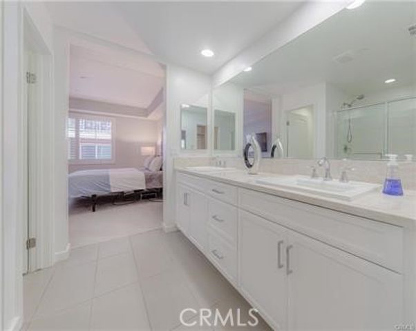 37 Waldorf, Irvine, CA 92612