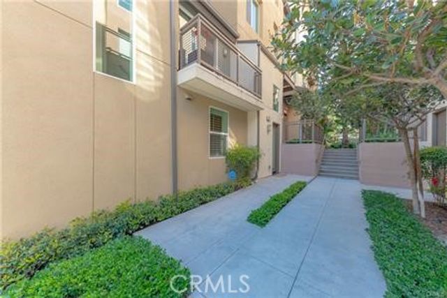 37 Waldorf, Irvine, CA 92612