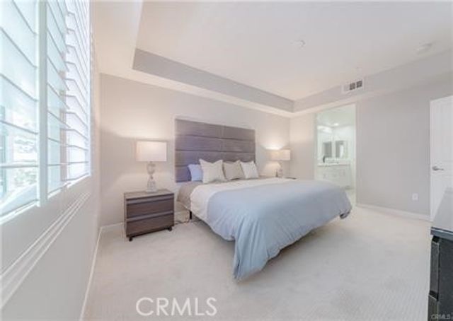 37 Waldorf, Irvine, CA 92612