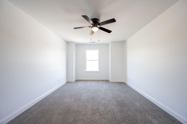 42 Battle Bluff Dr, Rossville, GA 30741
