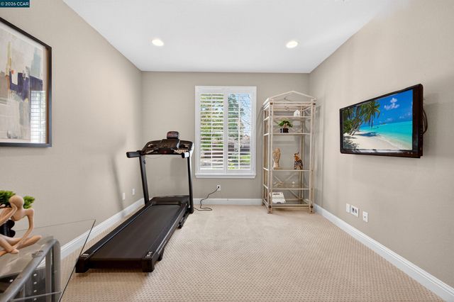 6 Tullach Pl, Hayward, CA 94542