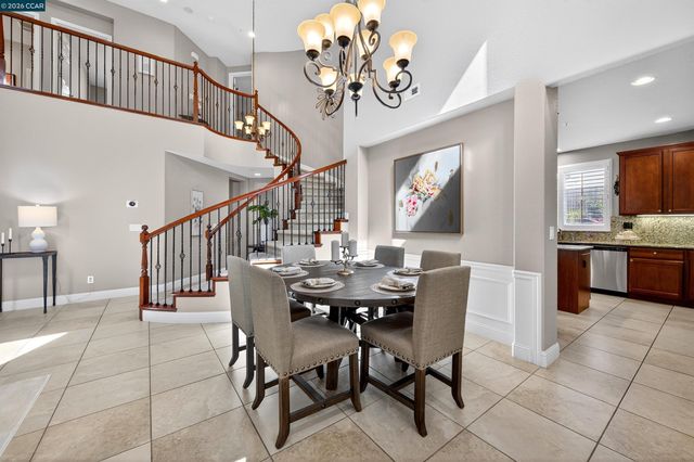 6 Tullach Pl, Hayward, CA 94542