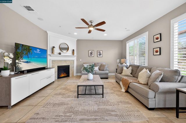 6 Tullach Pl, Hayward, CA 94542