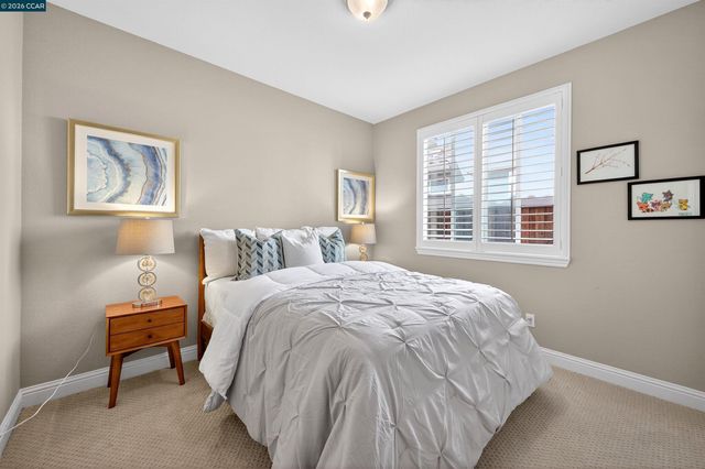 6 Tullach Pl, Hayward, CA 94542