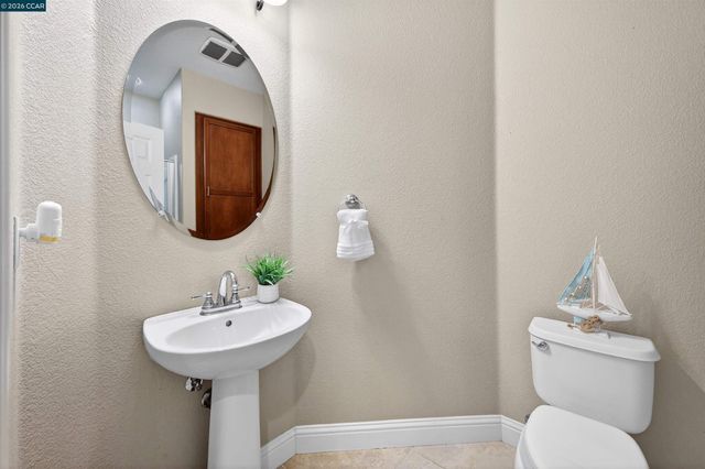 6 Tullach Pl, Hayward, CA 94542