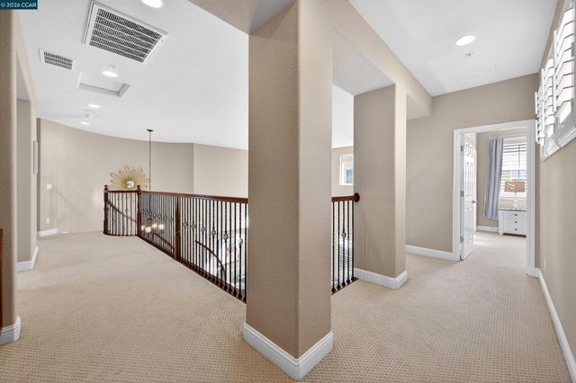 6 Tullach Pl, Hayward, CA 94542