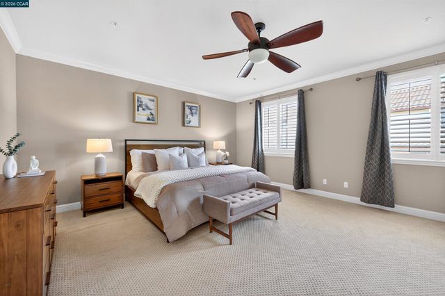 6 Tullach Pl, Hayward, CA 94542