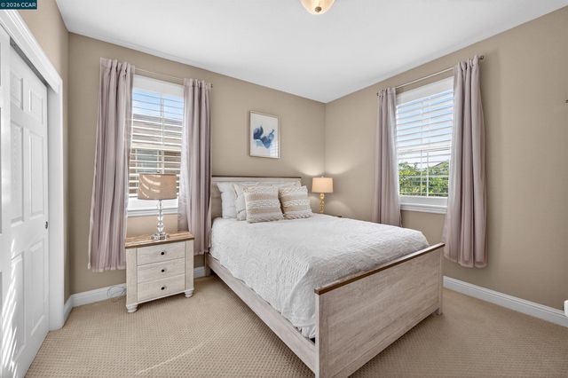 6 Tullach Pl, Hayward, CA 94542