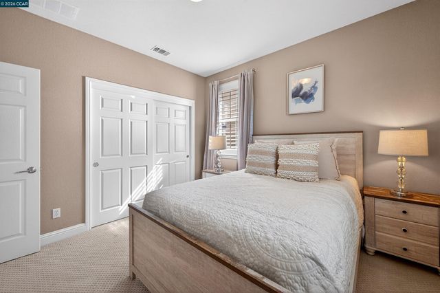 6 Tullach Pl, Hayward, CA 94542