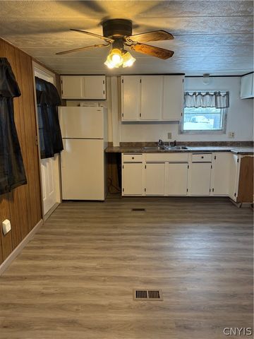 2590 County Route 176, Volney, NY 13069