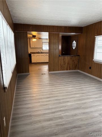 2590 County Route 176, Volney, NY 13069