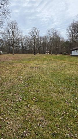 2590 County Route 176, Volney, NY 13069