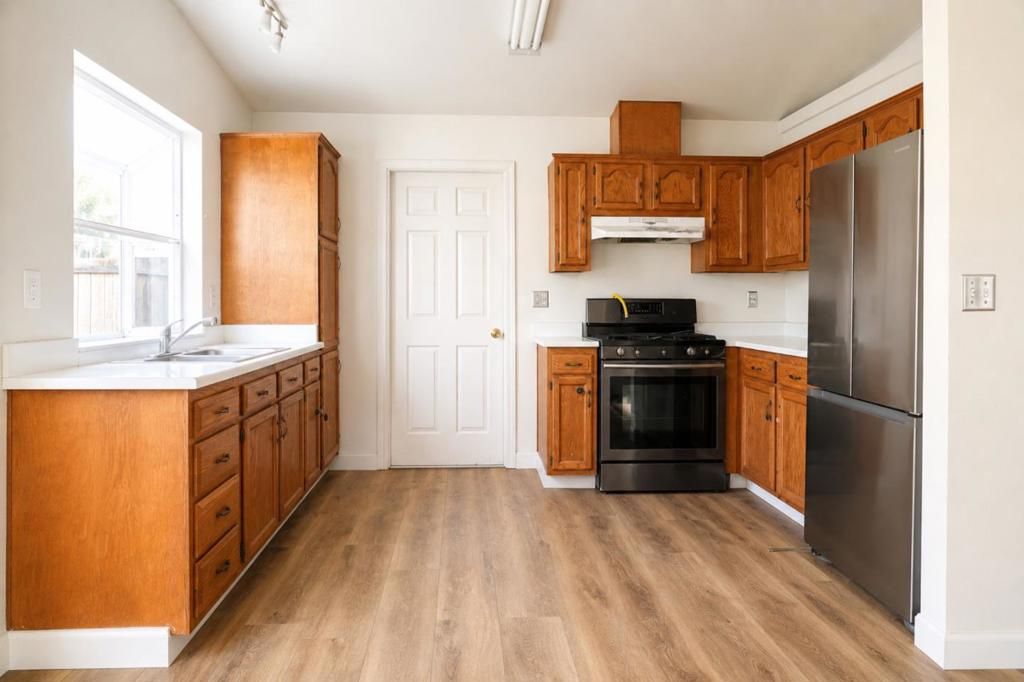 Image 21 of property listing at 1005 Heidi Drive, Greenfield, CA 93927