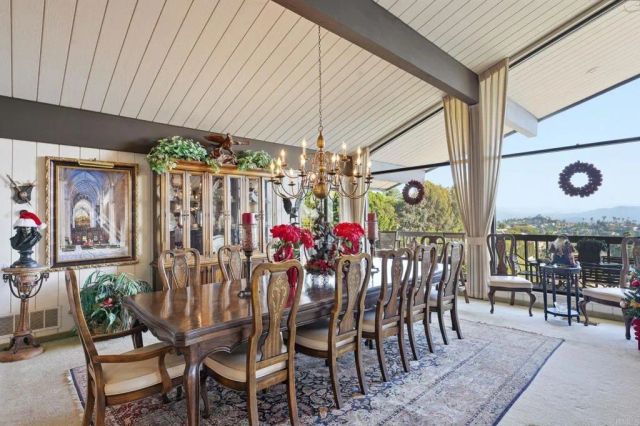 9902 Heavenly Way, La Mesa, CA 91941