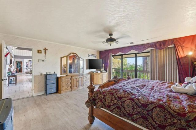 9902 Heavenly Way, La Mesa, CA 91941