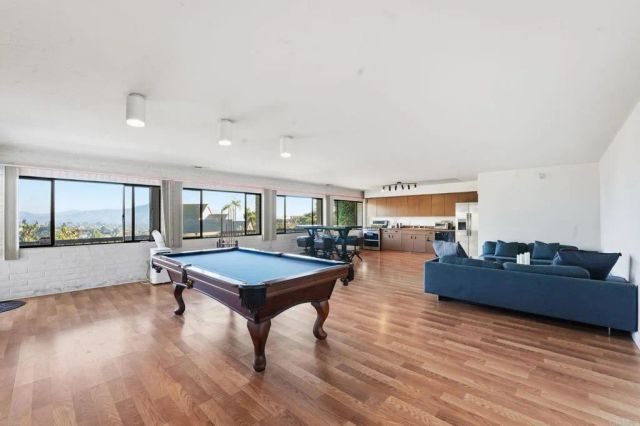 9902 Heavenly Way, La Mesa, CA 91941