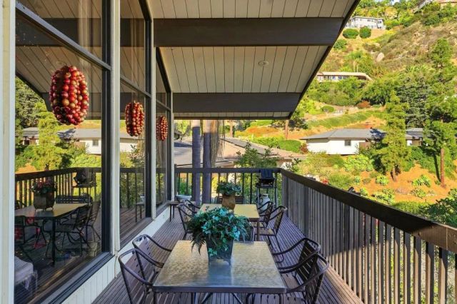 9902 Heavenly Way, La Mesa, CA 91941