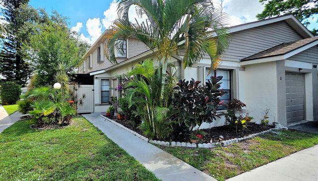 4467 Willow Pond Road A, West Palm Beach, FL 33417