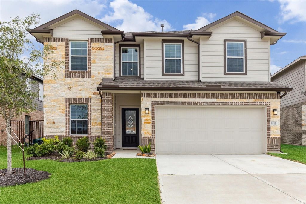 1523 Alpine Drive, Rosharon, TX 77583