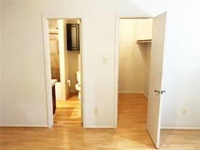 806 W 24th ST 201, Austin, TX 78705