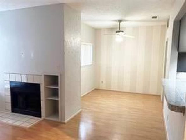 806 W 24th ST 201, Austin, TX 78705