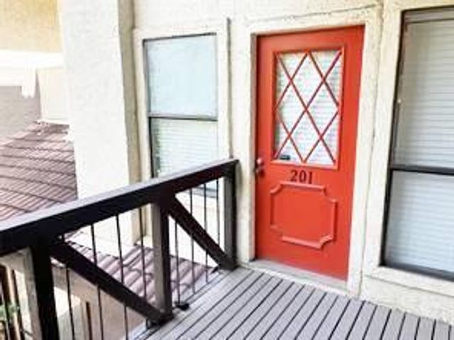 806 W 24th ST 201, Austin, TX 78705