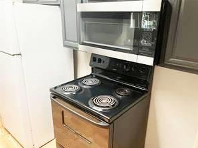 806 W 24th ST 201, Austin, TX 78705