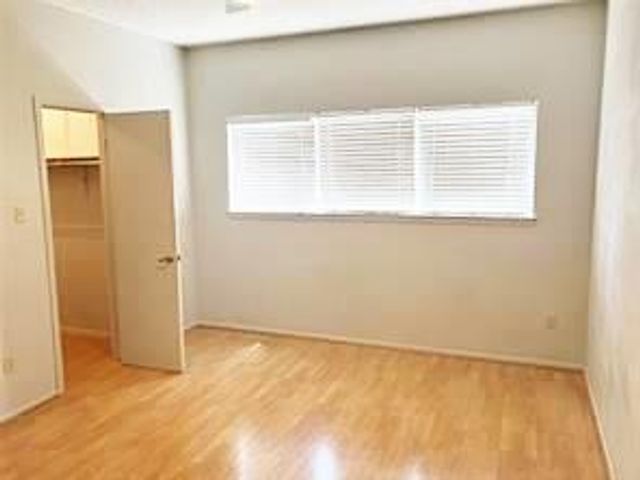 806 W 24th ST 201, Austin, TX 78705