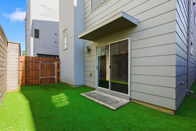 4704 Crawford Street, Houston, TX 77004