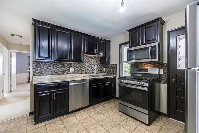 1134 W 41ST Street, Erie, PA 16509