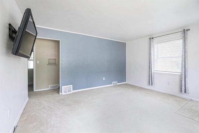 1134 W 41ST Street, Erie, PA 16509