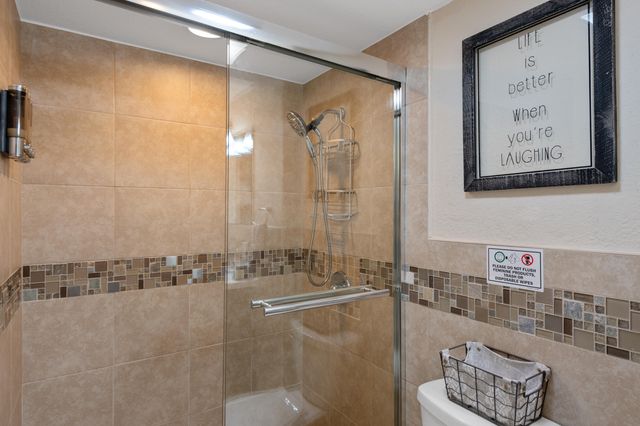 2012 SW 4th Avenue, Fort Lauderdale, FL 33315