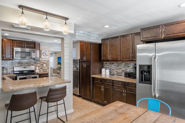 2012 SW 4th Avenue, Fort Lauderdale, FL 33315
