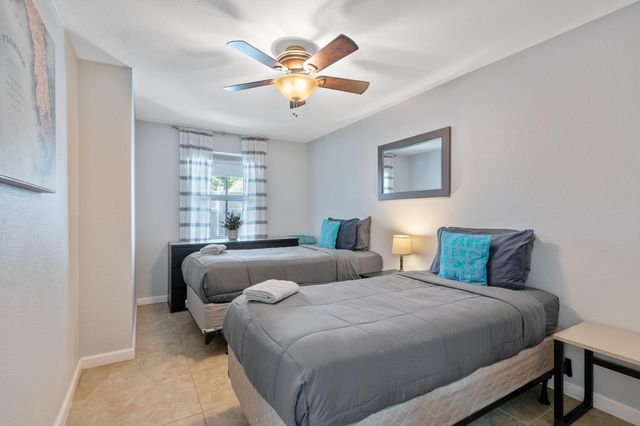 2012 SW 4th Avenue, Fort Lauderdale, FL 33315